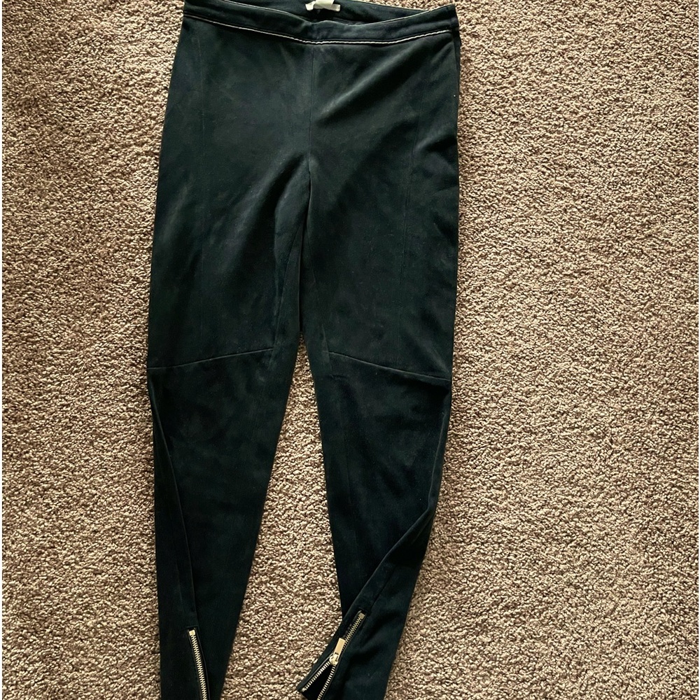 H&M Faux suede skinny pants Moto style 😎 size 6